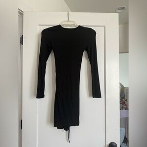 Black Long Sleeve backless dress